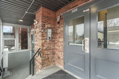 Unit 10 — 405 Merritt St, St. Catharines - Oakdale image-0-3