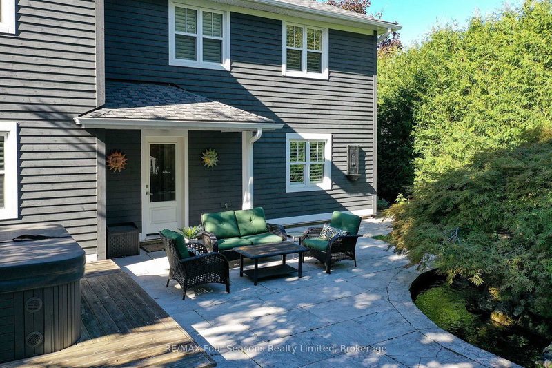 108 Liisa's Lane, Blue Mountains, L9Y 0M3 | Image 3