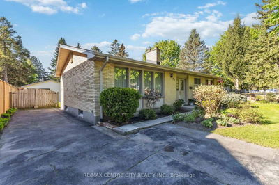 22 Hunt Club Dr, London North - North L image-0-1