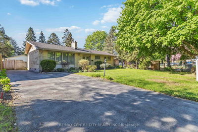22 Hunt Club Dr, London North - North L image-0-2