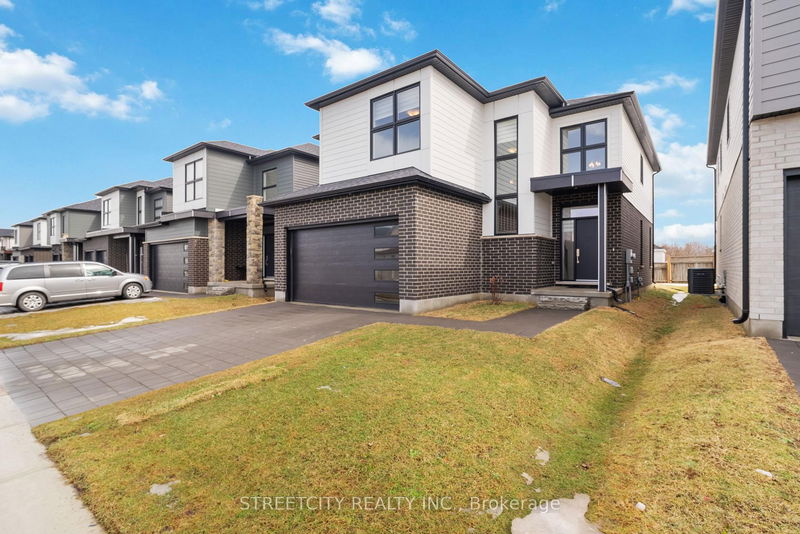 8 Welch Crt, St. Thomas - St. Thomas image-0-0