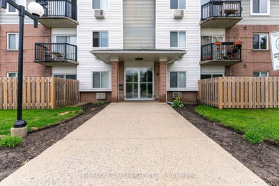 Unit 302 — 270 Eiwo Crt, Waterloo -  image-0-3