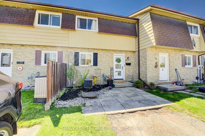 Unit 3 — 1060 Canfield Cres, Woodstock - North image-0-2