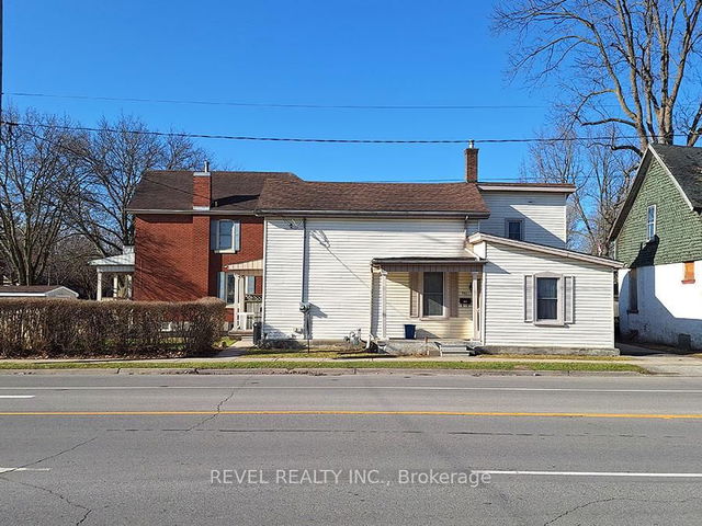 Upper - 102 Eagle Avenue