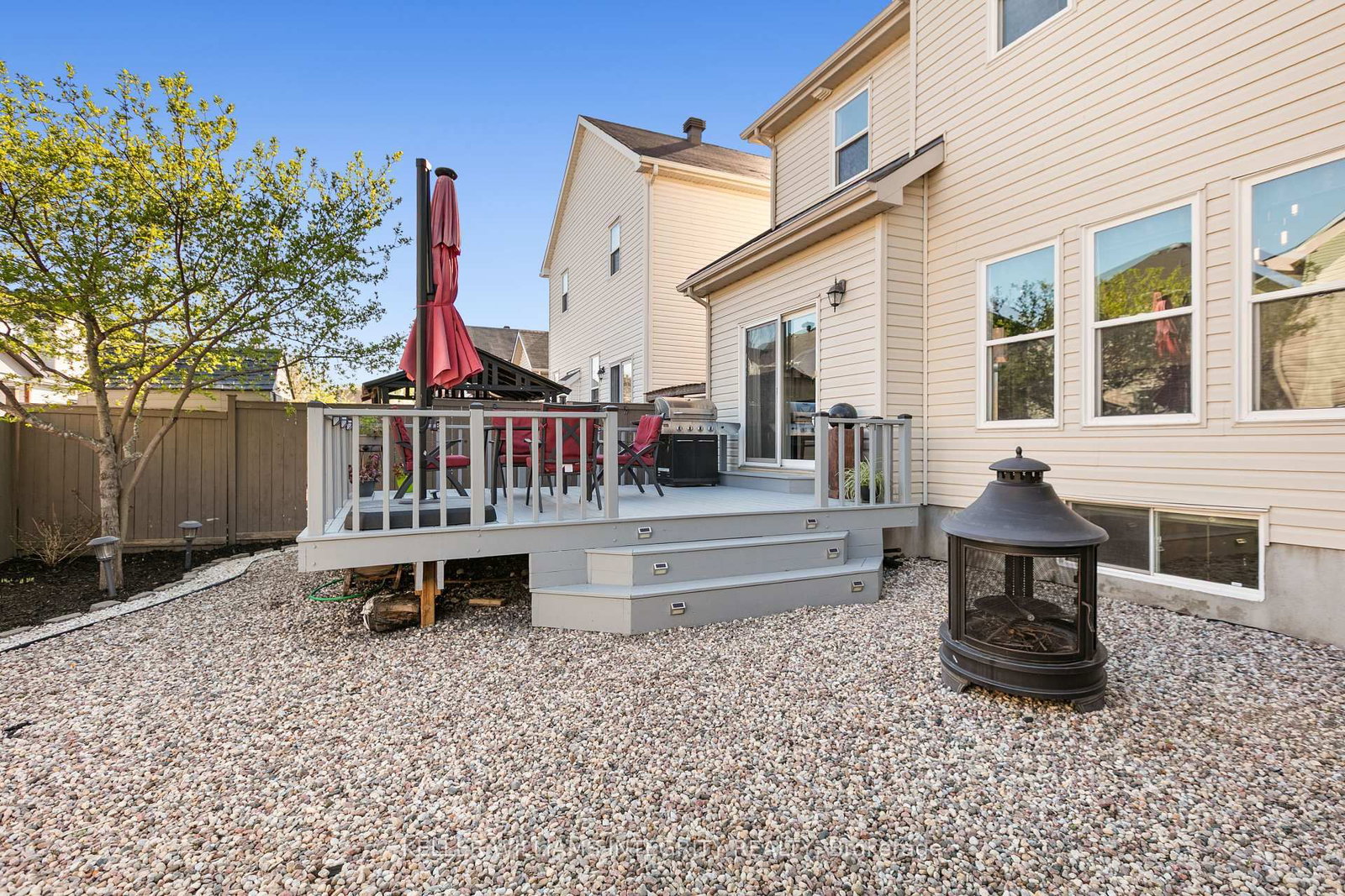 166 Streamside Crescent - Photo 41