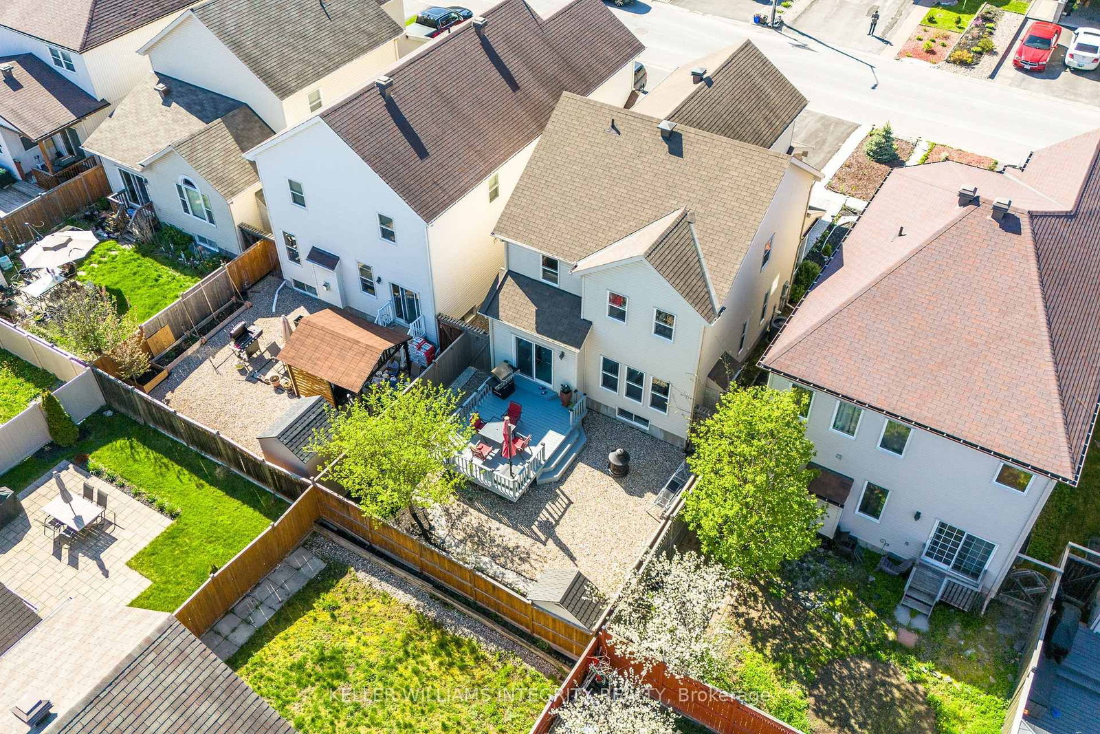 166 Streamside Crescent - Photo 46