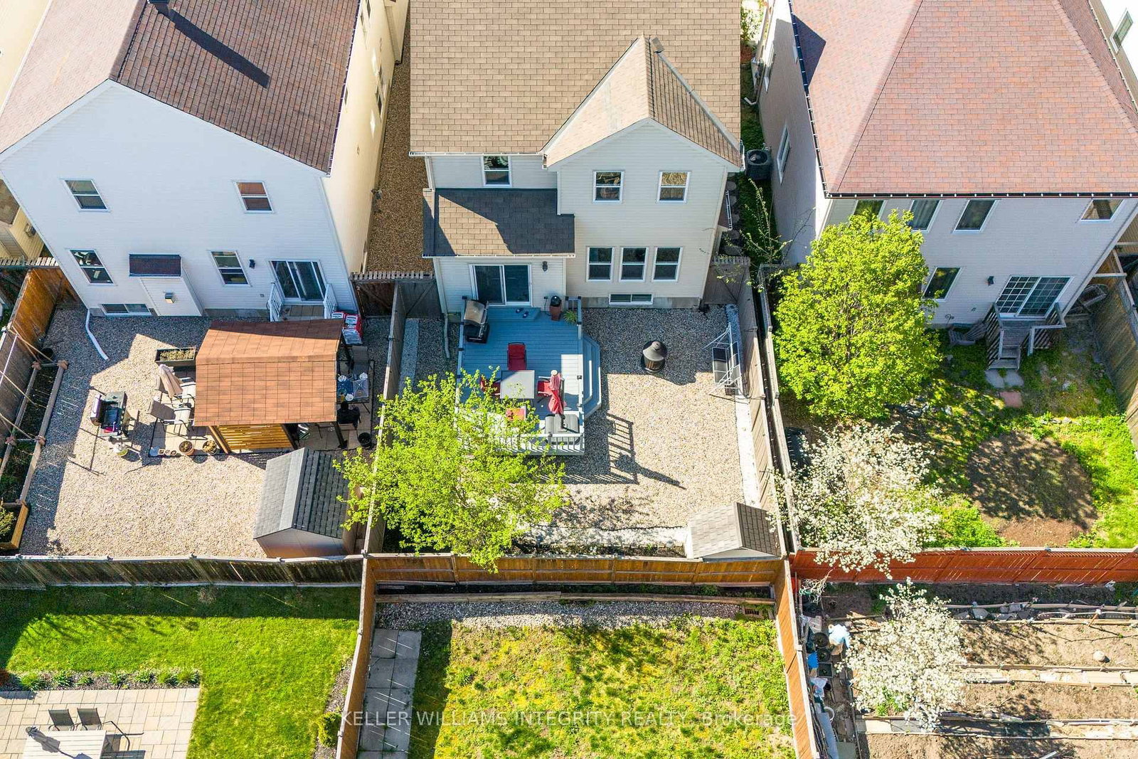 166 Streamside Crescent - Photo 47