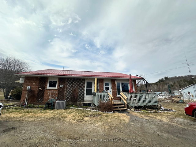 250 Stephenson 12 Road W