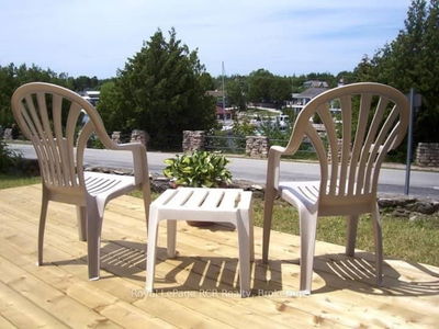 42 Bay St, Northern Bruce Peninsula - Northern Bruce Peninsula image-0-3