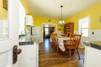 42 Bay St, Northern Bruce Peninsula - Northern Bruce Peninsula image-0-4