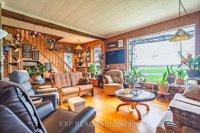 531 Route 400, Russell - Russell Twp image-0-3