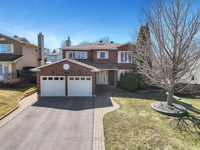 1016 Deauville Crescent