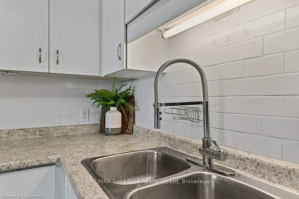 30 Hugo Crescent, Unit 201 - Photo 6