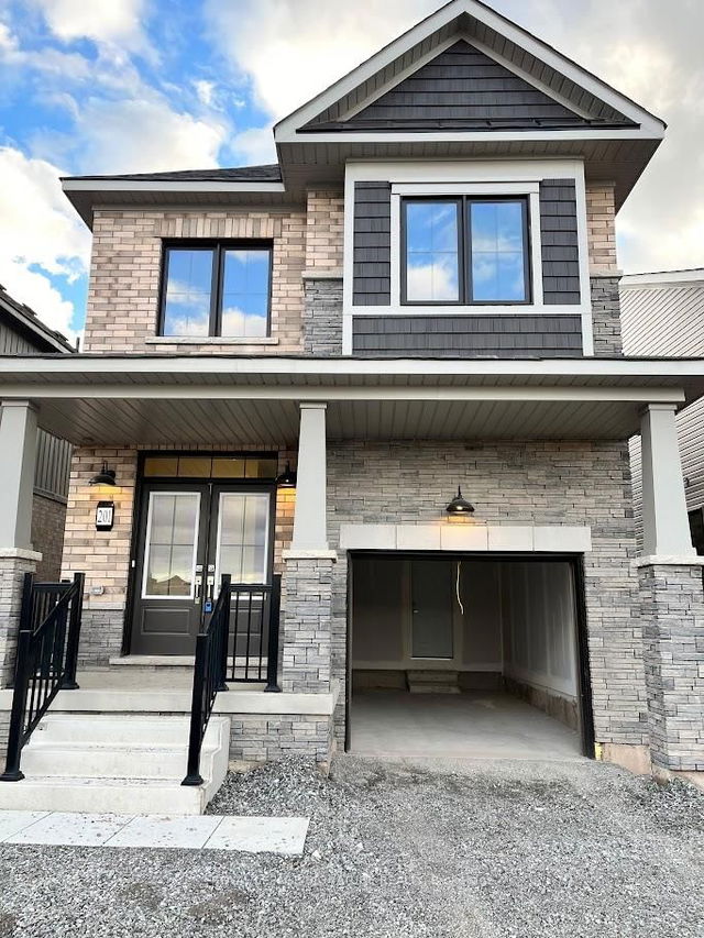 201 Aviron Crescent