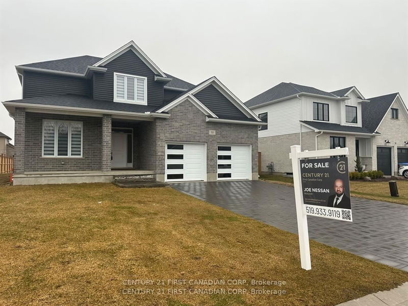 30 SPRUCE Cres, North Middlesex - Parkhill image-0-0