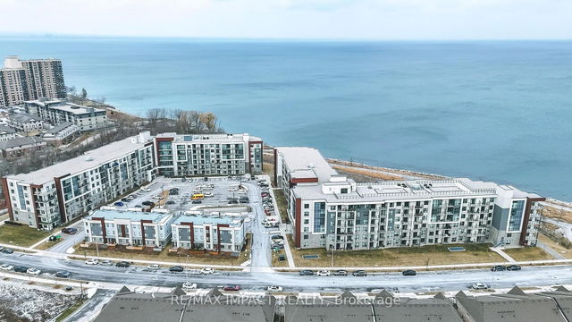 325 - 125 Shoreview Place