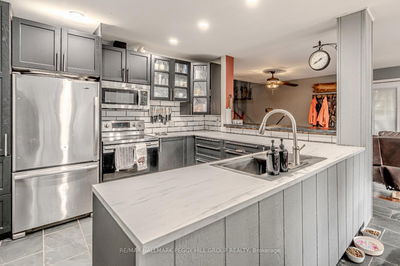 4 Clover Crt, Kawartha Lakes - Rural Somerville image-0-4