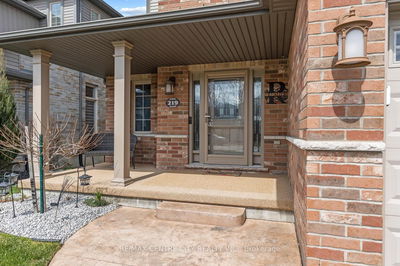 219 Union Ave, Middlesex Centre - Komoka image-0-1