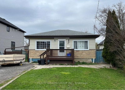 Detached House leased at 70 Tunis Street, St. Catharines, Ontario, L2S 1E5 - Western Hill - MLS: X12145718