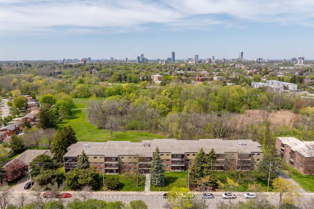 307 - 30 Avalon Place