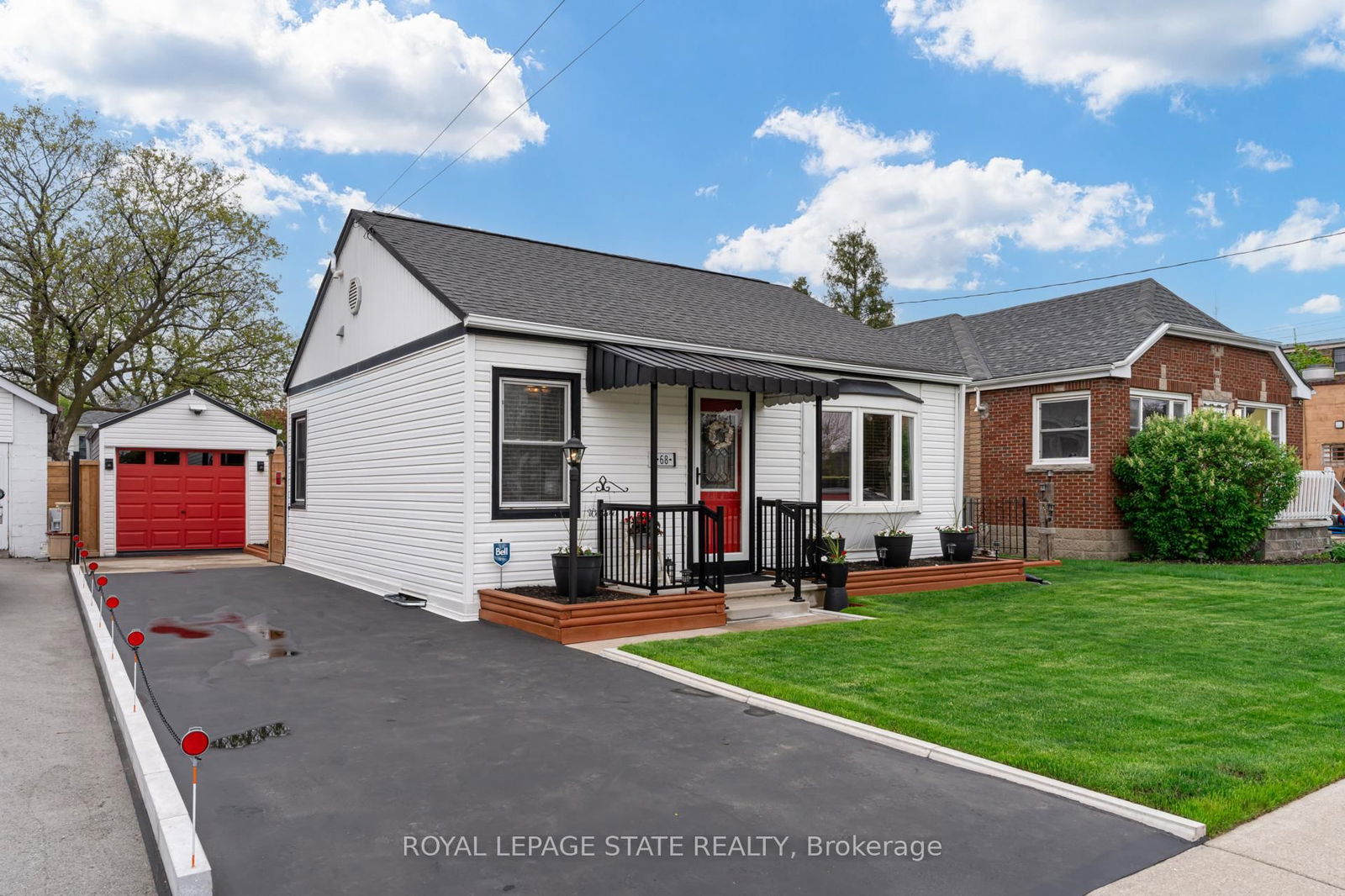 Detached House for sale at 68 East 36th Street, Hamilton, Raleigh, L8V 3Z1 - MLS: X12145910