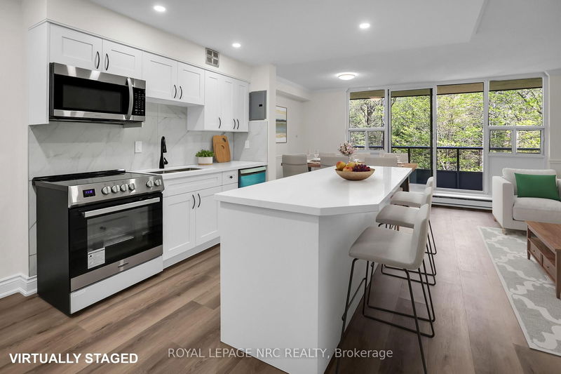 Unit 303 — 1968 Main St, Hamilton - Ainslie Wood image-0-0