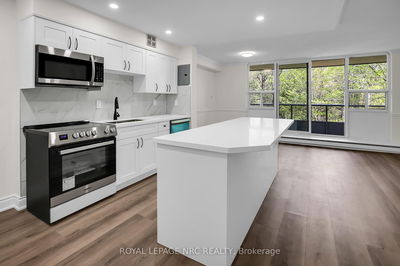Unit 303 — 1968 Main St, Hamilton - Ainslie Wood image-0-1
