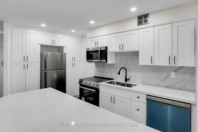 Unit 303 — 1968 Main St, Hamilton - Ainslie Wood image-0-2