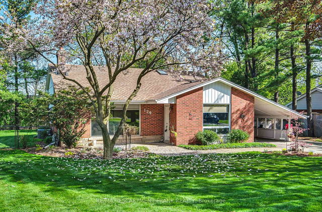 129 ONEIDA Boulevard