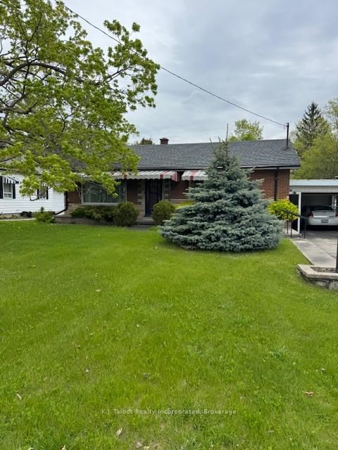 24 Main St. S. Street