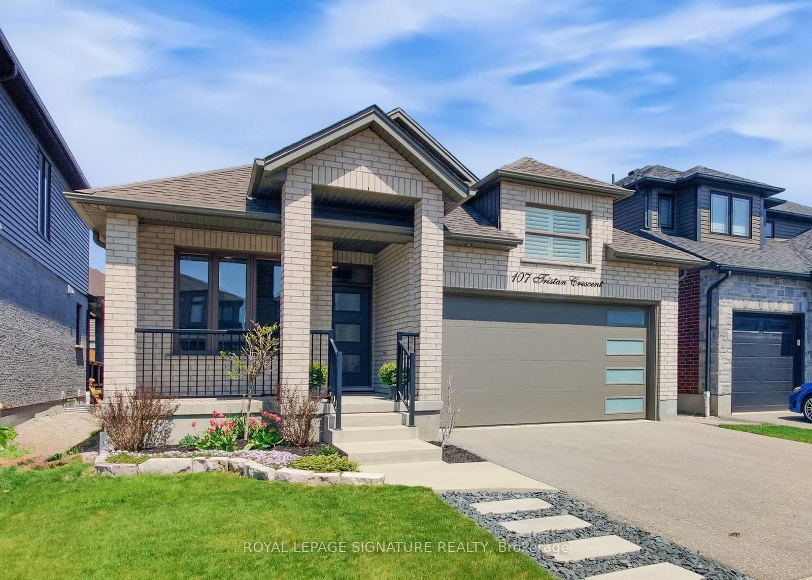 Detached House for sale at 107 Tristan Crescent, Woolwich, N0B 1M0 - MLS: X12146320