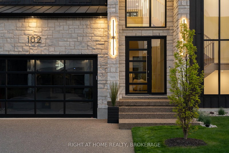 102 Millpond Rd, Niagara-on-the-Lake, L0S 1J1 | Image 2