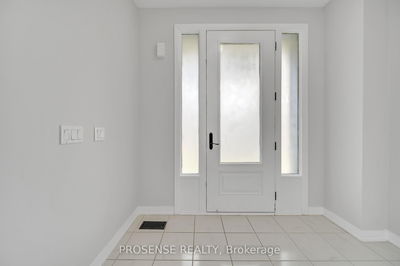 1130 Edinburgh Dr, Woodstock - North image-0-3