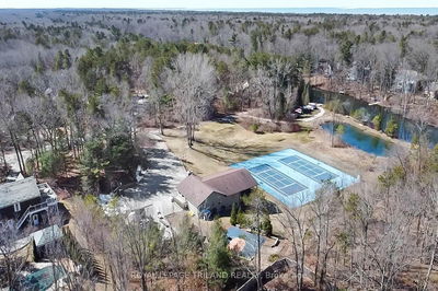 9945 Riverview Rd, Lambton Shores - Grand Bend image-0-2