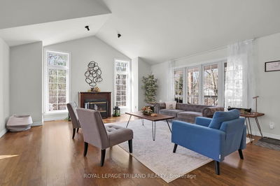 9945 Riverview Rd, Lambton Shores - Grand Bend image-0-4