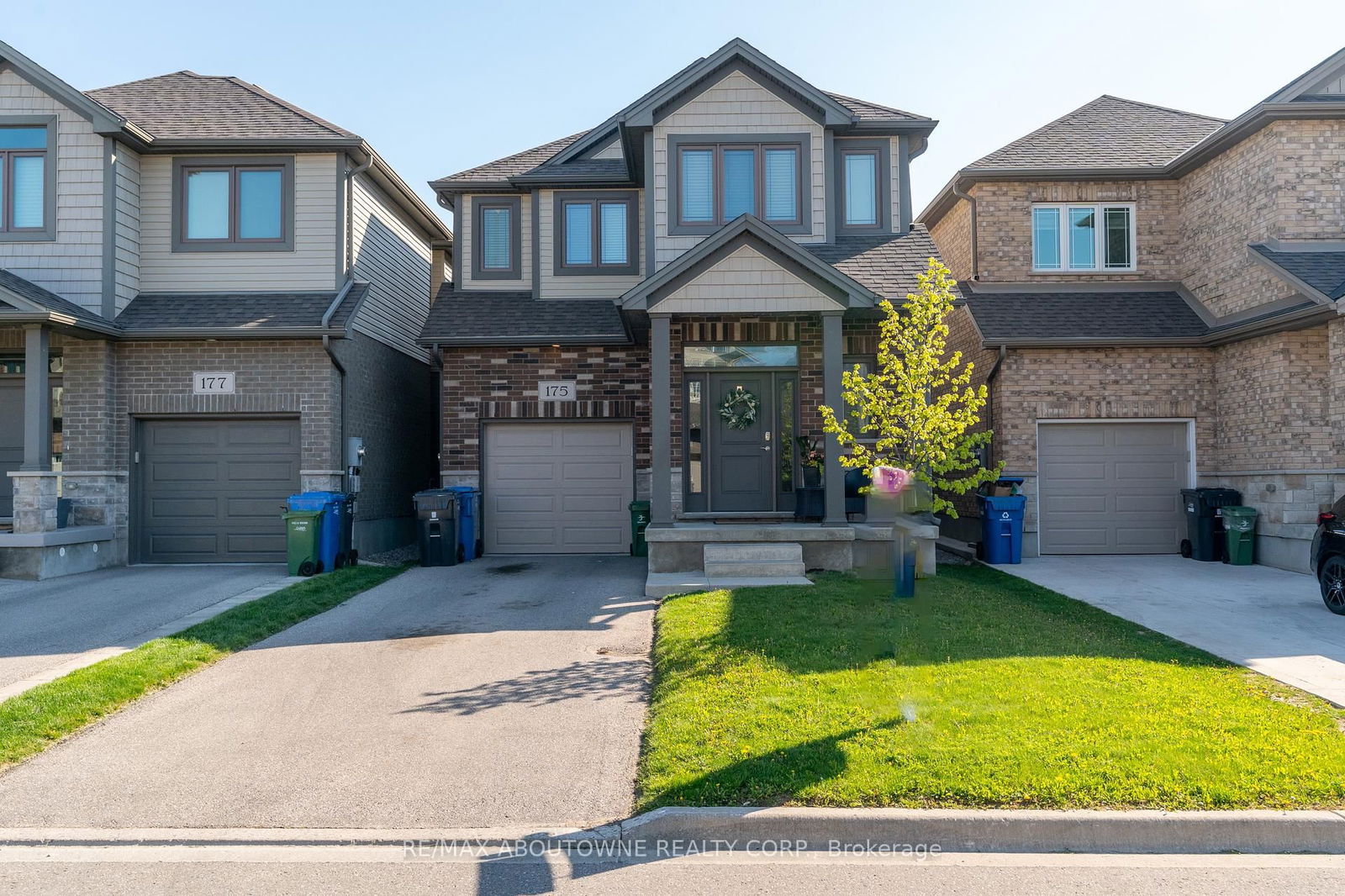 Detached House for sale at 175 Dallan Drive, Guelph, Pineridge/Westminster Woods, N1L 0N4 - MLS: X12146458