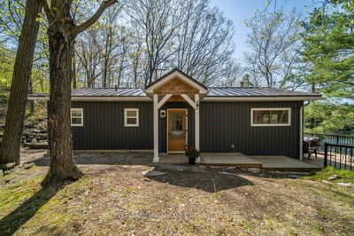 2315 Little Long Lake Rd, Perth Road - Frontenac South