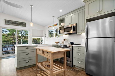2315 Little Long Lake Rd, Perth Road - Frontenac South image-0-4