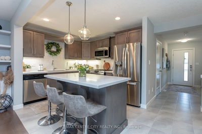 6 Empire Pkwy, St. Thomas - St. Thomas image-0-4