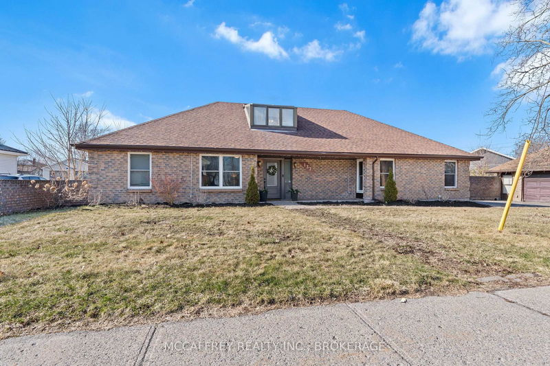 137 Thomas St, Greater Napanee - Greater Napanee image-0-0