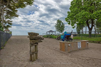 Unit D — 440 West Edith Cavell Blvd, Central Elgin - Port Stanley image-0-4