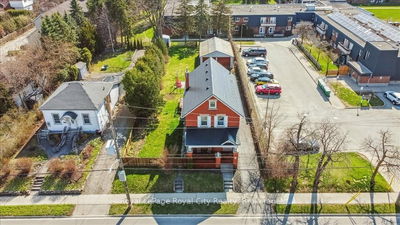 572 Woolwich St, Guelph - Exhibition Park image-0-2