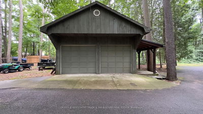 255 ONTARIO St, Lambton Shores - Grand Bend image-0-2