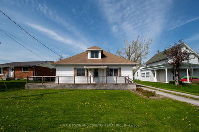 31 King St, Kawartha Lakes - Fenelon Falls