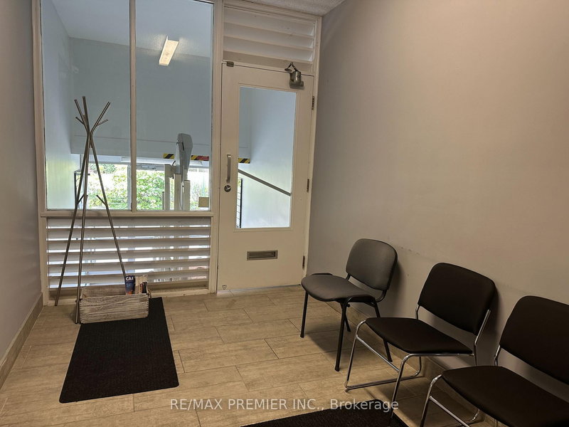 M02-A - 70 King St E, Hamilton, L8G 1K2 | Image 3