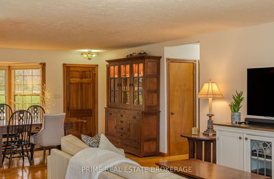 9254 Maynard Line, Chatham-Kent - Chatham image-0-2