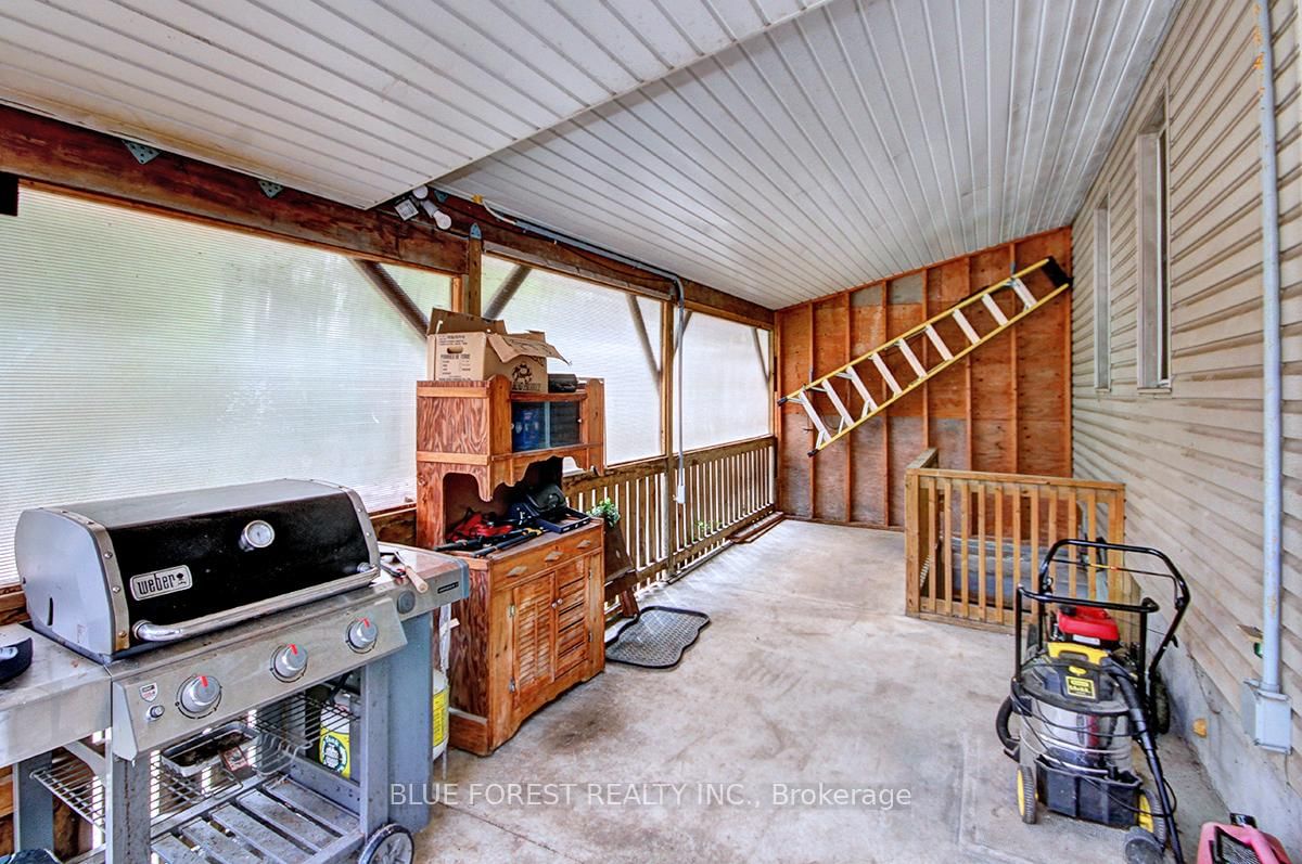 Listing Image 14