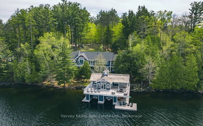 3986 Muskoka Road 118 West, Muskoka Lakes - Medora