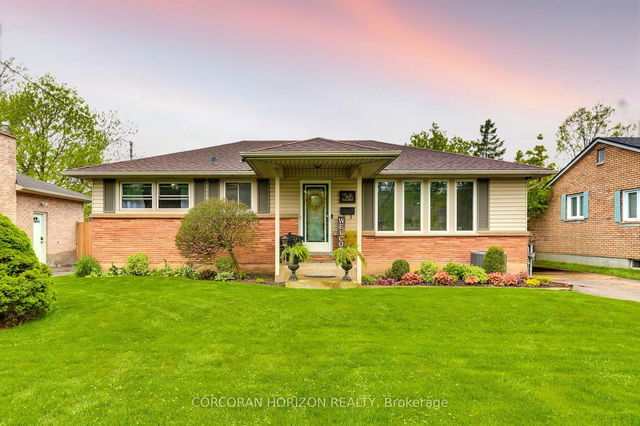 437 Beachwood Avenue