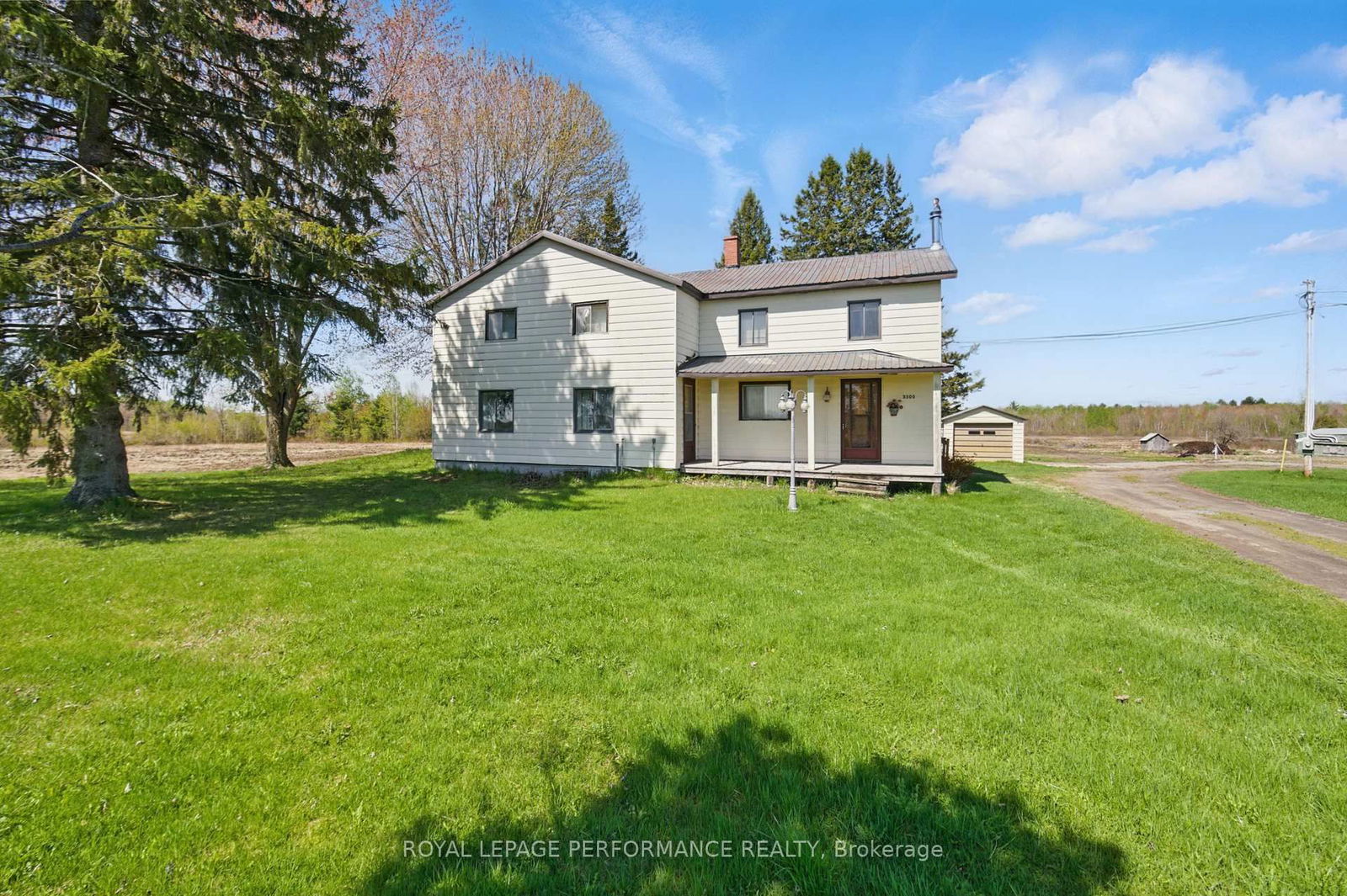 Detached House for sale at 3300 County Rd 14 Concession, East Hawkesbury, East Hawkesbury Twp, K0B 1B0 - MLS: X12147635